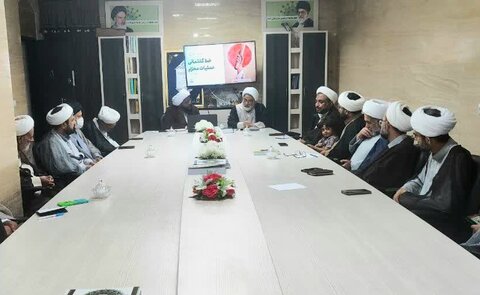 تصاویر/ نشست روحانیون در شهرستان کنگان