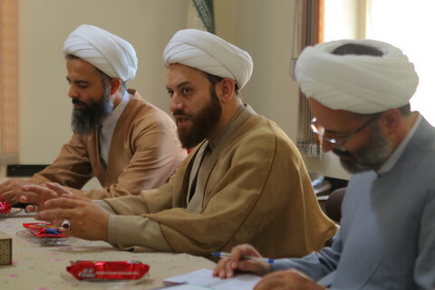 جلسه قرارگاه جهادی تبیینی شهید حاجی زاده