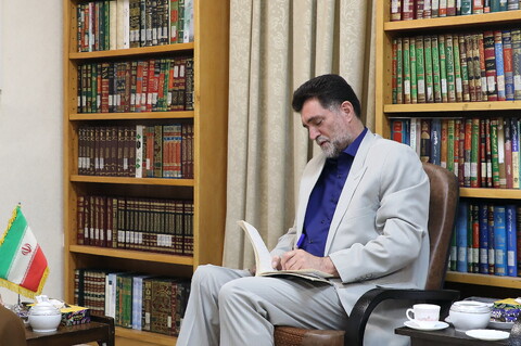 تصاویر/ دیدار مدیرکل فرهنگ و ارشاد اسلامی استان قم  با آیت الله اعرافی