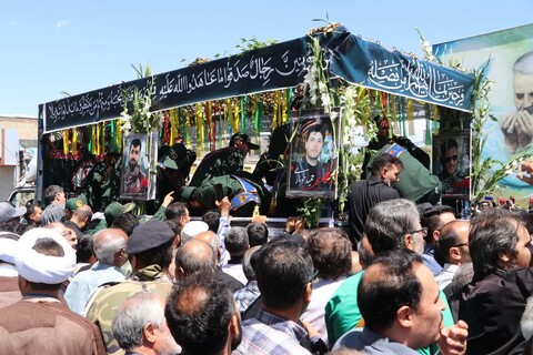 تصاویر| تشییع پیکر قهرمانان وطن در زنجان