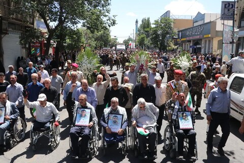 تصاویر| تشییع پیکر قهرمانان وطن در زنجان