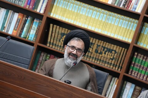 نشست هم اندیشی امام جمعه فردیس با اصحاب رسانه
