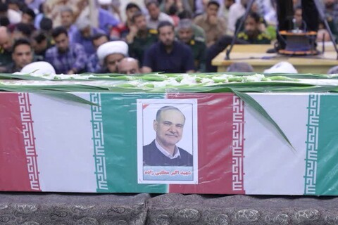 تجمع و اعلام آمادگی روحانیون و طلاب حوزه علمیه و مردم شریف یزد علیه جنایات رژیم صهیونی