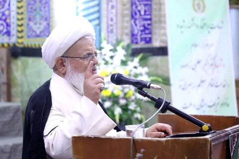 تجمع و اعلام آمادگی روحانیون و طلاب حوزه علمیه و مردم شریف یزد علیه جنایات رژیم صهیونی