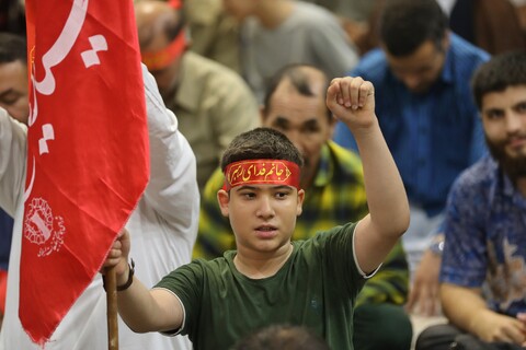 تصاویر/ اجتماع بزرگ فدائیان ولایت با حضور طلاب، روحانیون و مردم انقلابی قم در پاسخ به جسارت وقیحانه‌ی دشمنان به ساحت ولایت فقیه