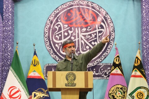 تصاویر/ اجتماع بزرگ فدائیان ولایت با حضور طلاب، روحانیون و مردم انقلابی قم در پاسخ به جسارت وقیحانه‌ی دشمنان به ساحت ولایت فقیه