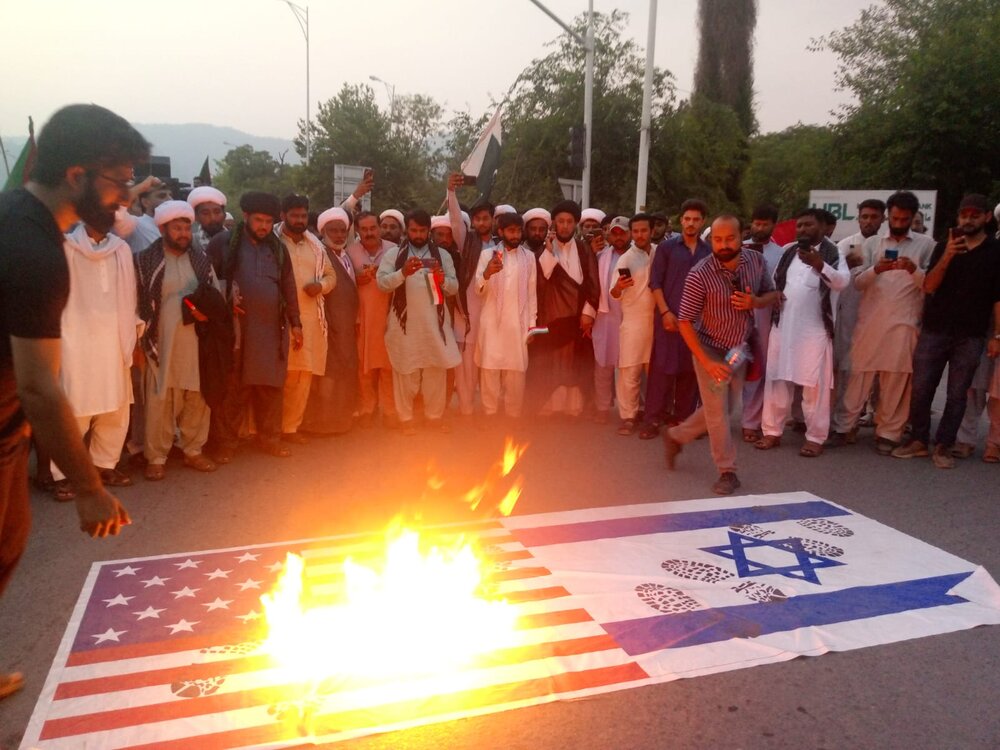 برگزاری راهپیمایی باشکوه «مرگ بر اسرائیل» در حمایت از ایران در اسلامآباد پاکستان