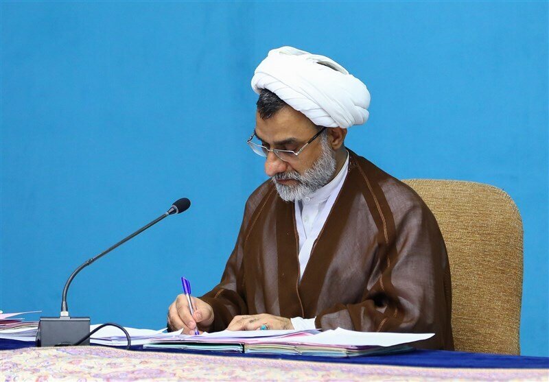 دبیر شورای‌عالی انقلاب فرهنگی قهرمانی تیم ملی کشتی آزاد ایران را تبریک گفت