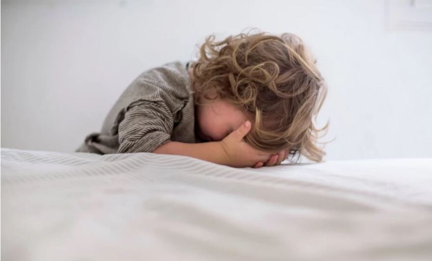 رفتار با کودکان و نوجوانان در زمان جنگ چگونه باید باشد؟