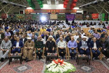 تصاویر / اولین یادواره شهدای مداح استان اصفهان