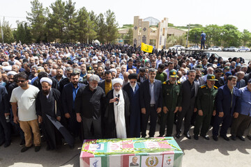 تصاویر/ مراسم تشییع و نماز بر پیکر شهید هسته ای در یزد