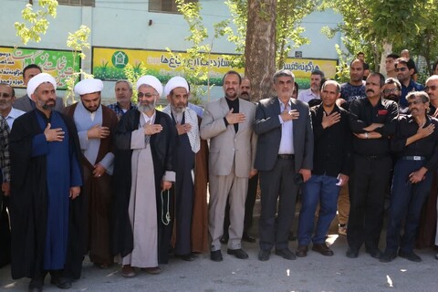 مراسم وداع با پیکر پاک شهید حسین ظفری در شهرستان نهاوند