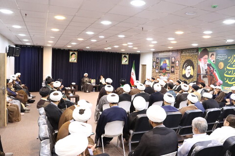 اجتماع ائمه جماعات و مبلغان شهرستان اهواز