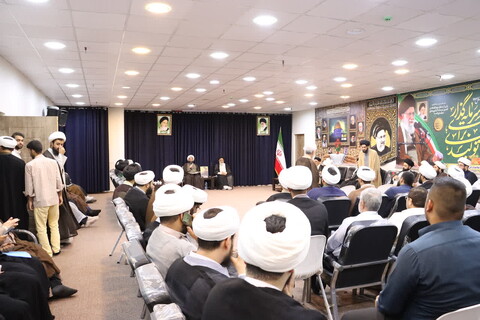 اجتماع ائمه جماعات و مبلغان شهرستان اهواز