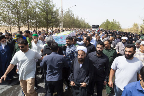 مراسم تشییع و نماز بر پیکر شهید هسته ای دکتر مطلبی زاده