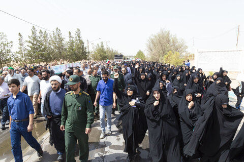 مراسم تشییع و نماز بر پیکر شهید هسته ای دکتر مطلبی زاده