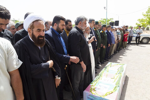 مراسم تشییع و نماز بر پیکر شهید هسته ای دکتر مطلبی زاده