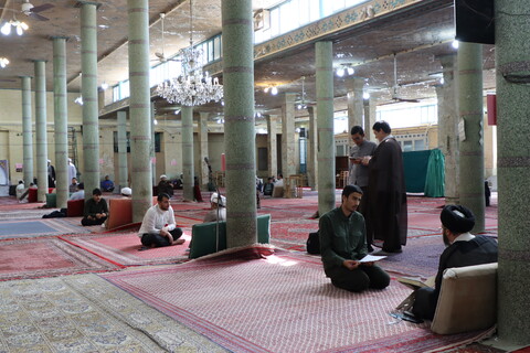 تصاویر / آزمون سالانه حفظ قرآن، نهج البلاغه و صحیفه سجادیه طلاب حوزه علمیه قم