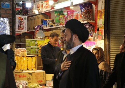 تصاویر/ حضور امام جمعه اردبیل در بازار