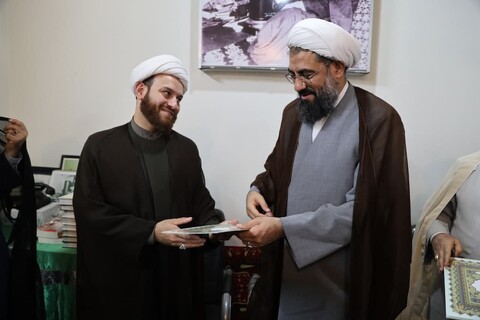 تصاویر / آغاز به کار قرارگاه جهاد تبیین شهید حاجی زاده در همدان