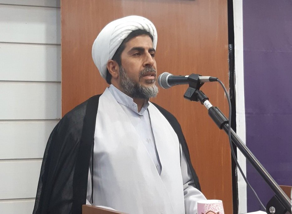 ائمه جماعات برای پیروزی رزمندگان اسلام مردم را به خواندن دعا سفارش کنند