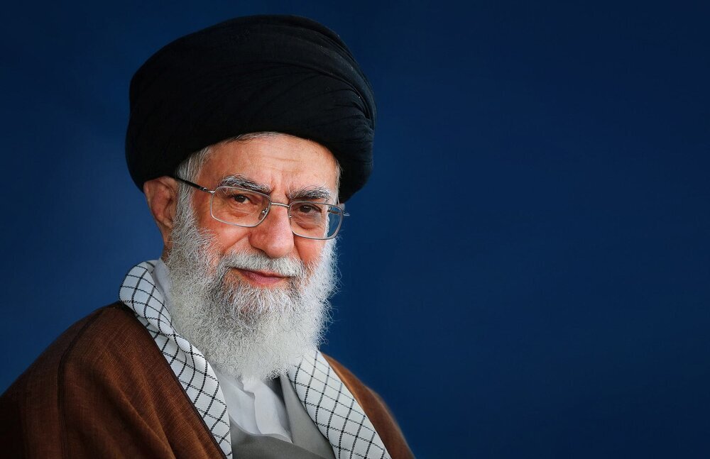 عواقب تعرض به ساحت رهبر معظم انقلاب، دشمن را سخت پشیمان خواهد کرد