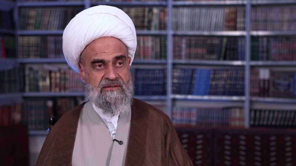 فیلم | توسل و توکل در شرایط حساس در گفت و گو با آیت الله محمدی قائینی