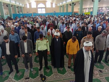 تصاویر/ اقامه نماز جمعه عنبرآباد