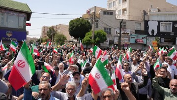 تصاویر/ حضور با شکوه مردم شهرستان فردیس در جمعه نصر و خشم