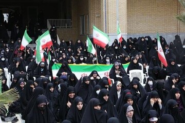 یکی از فواید مهم "جامعه الزهرا سلام‌الله‌علیها" در بیان رهبر معظم انقلاب + فیلم