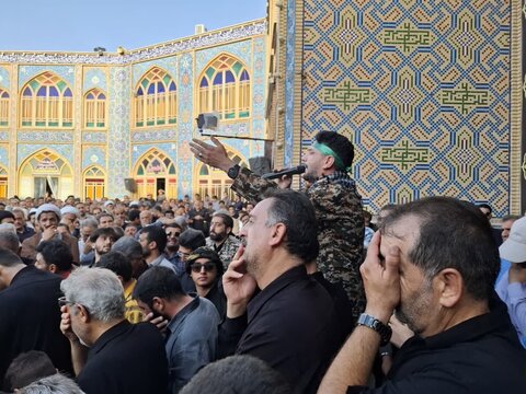 تصاویر/تشییع ، شهید مدافع امنیت و مقابله با تهاجم دشمن صهیونیستی شهید روح اله گیاهدوست، در آران وبیدگل