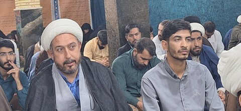 تصاویر| مراسم گرامیداشت سرداران شهید و تحلیل و بررسی پیرامون وضعیت جنگی در حوزه علمیه