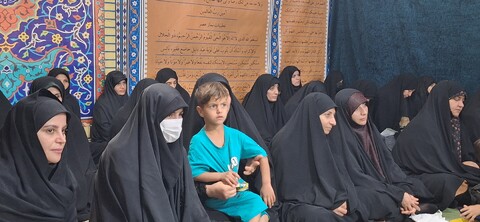 تصاویر| مراسم گرامیداشت سرداران شهید و تحلیل و بررسی پیرامون وضعیت جنگی در حوزه علمیه