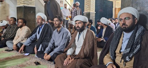 تصاویر| مراسم گرامیداشت سرداران شهید و تحلیل و بررسی پیرامون وضعیت جنگی در حوزه علمیه