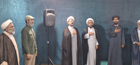 تصاویر| مراسم گرامیداشت سرداران شهید و تحلیل و بررسی پیرامون وضعیت جنگی در حوزه علمیه