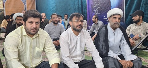 تصاویر| مراسم گرامیداشت سرداران شهید و تحلیل و بررسی پیرامون وضعیت جنگی در حوزه علمیه