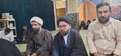 تصاویر| مراسم گرامیداشت سرداران شهید و تحلیل و بررسی پیرامون وضعیت جنگی در حوزه علمیه