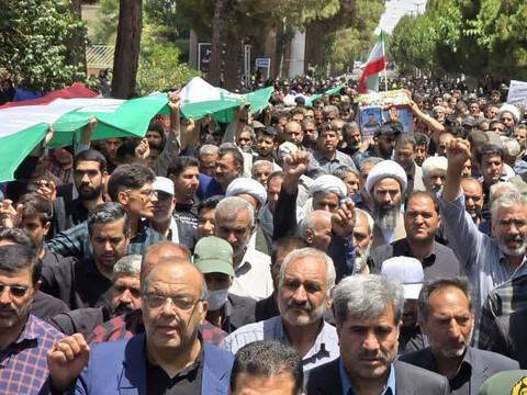 تشییع پیکر شهید مرتضی ابراهیمی بر دستان مردم شهید پرور خضری دشت بیاض