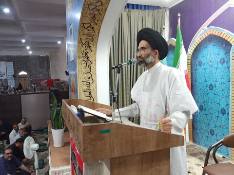 تصاویر/ نماز پرصلابت ودشمن شکن جمعه کاشان