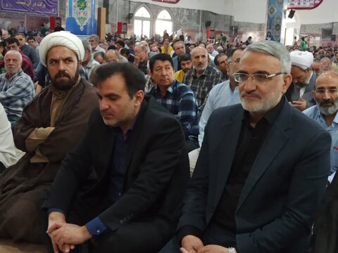 تصاویر/ نماز پرصلابت ودشمن شکن جمعه کاشان