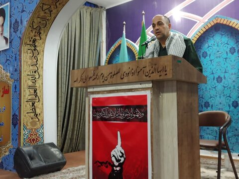 تصاویر/ نماز پرصلابت ودشمن شکن جمعه کاشان