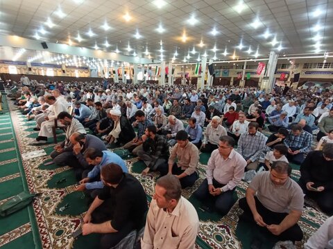 آیین عبادی سیاسی نمازجمعه بوشهر به روایت تصاویر