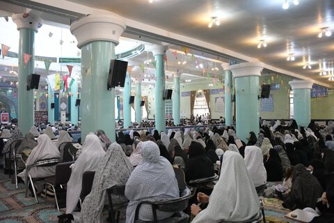 تصاویر/ اقامه نماز جمعه شهرستان تکاب