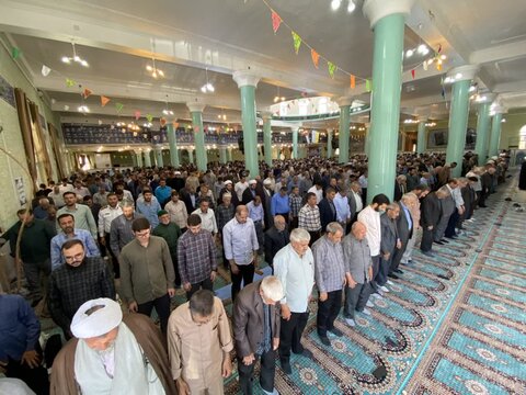 تصاویر/ اقامه نماز جمعه شهرستان تکاب