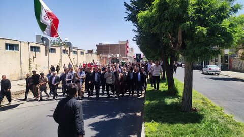 تصاویر/ تشییع پیکر مطهرشهید"مهدی فیضیان" در شهرستان شاهین دژ