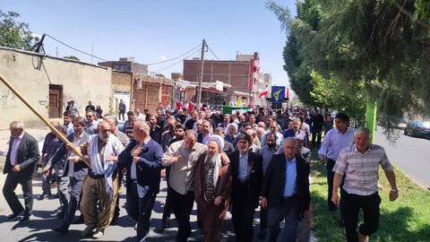 تصاویر/ تشییع پیکر مطهرشهید"مهدی فیضیان" در شهرستان شاهین دژ