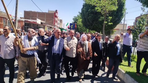 تصاویر/ تشییع پیکر مطهرشهید"مهدی فیضیان" در شهرستان شاهین دژ