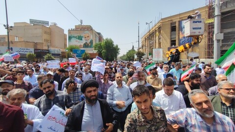 تصاویر/ راهپیماییِ پرشکوه جمعهٔ خشم و نصر در قم