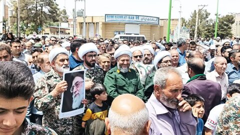 تصاویر/حضورامام جمعه همراه روحانیون و طلاب آران و بیدگل در محکومیت جنایات رژیم ظالم صهیونیستی