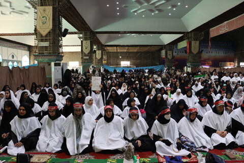 نماز جمعه پر صلابت اهواز به امامت نماینده ولی فقیه در خوزستان